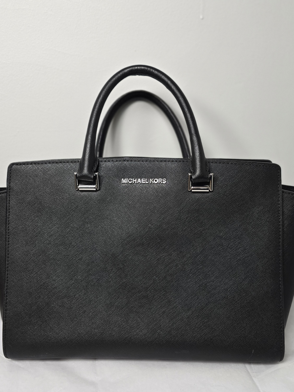 MICHAEL KORS Black Leather Satchel Bag